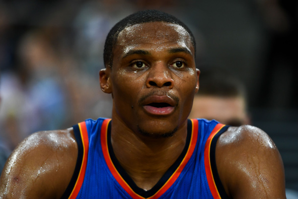 击利物浦的 击利物浦的